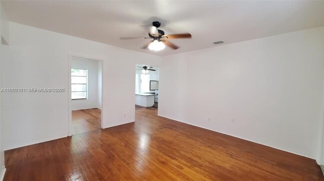 2322 Wilson St in Hollywood, FL - Building Photo - Building Photo