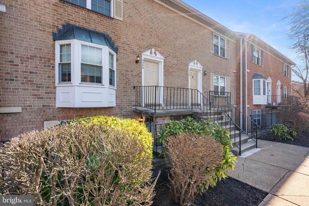969 S Rolfe St in Arlington, VA - Building Photo