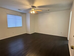 5406 Bourgeois Rd in Houston, TX - Building Photo - Building Photo