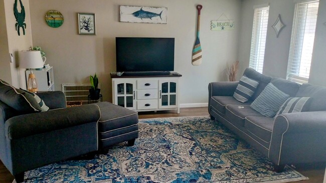 property at 5540 Silver Spur Dr