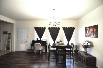 7512 Howling Coyote Ln in Fort Worth, TX - Building Photo - Building Photo