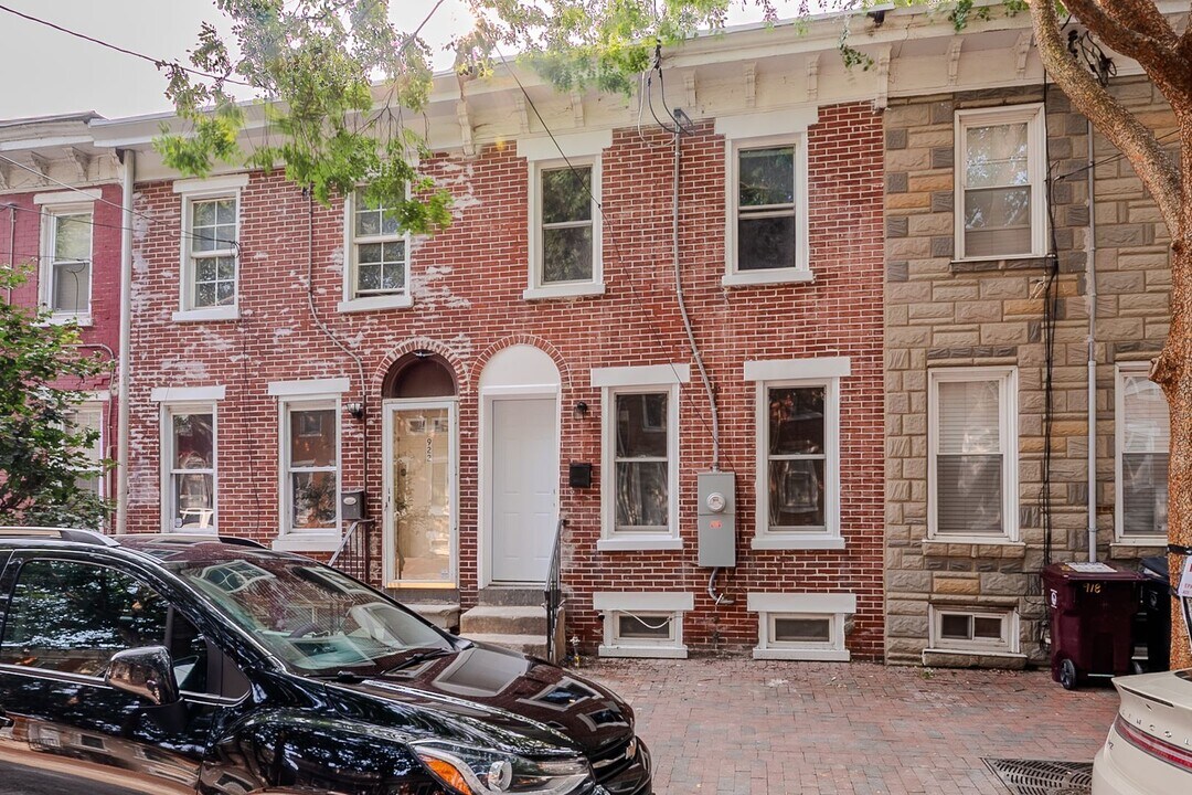 920 Clifford Brown Walk in Wilmington, DE - Building Photo