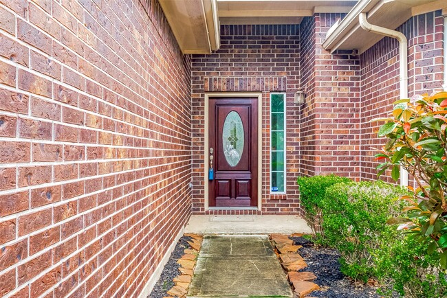 property at 7518 Brackstone Ct