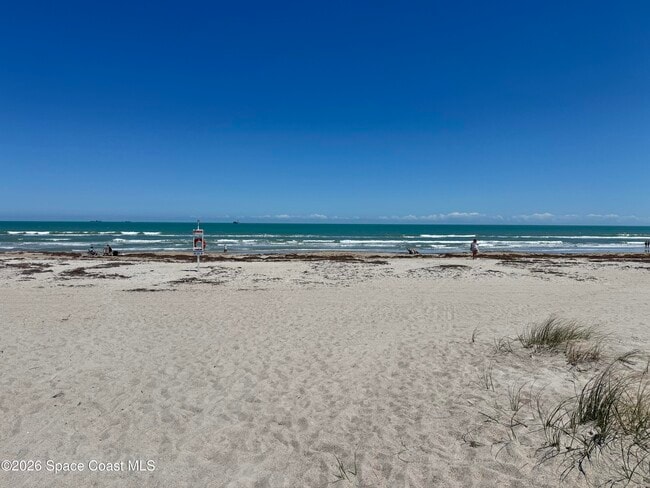 425 Pierce Ave in Cape Canaveral, FL - Building Photo - Building Photo