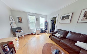 32 Gordon St, Unit 3 in Boston, MA - Foto de edificio - Building Photo