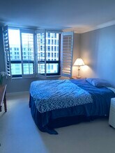 401 E Ontario St, Unit 2007 in Chicago, IL - Building Photo - Building Photo