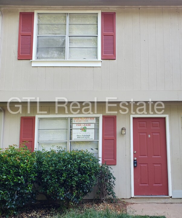 364 N 19th St-Unit -Apt E in Griffin, GA - Building Photo