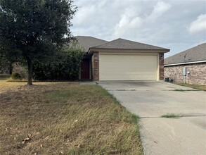 113 Soapstone Dr in Jarrell, TX - Building Photo - Building Photo