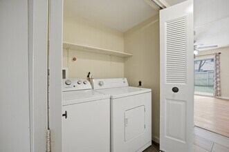 102 Tyburn Ct in Hampton, VA - Building Photo - Building Photo