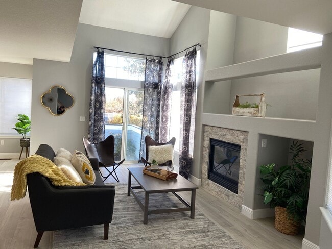 1419 Red Mountain Dr in Longmont, CO - Building Photo - Building Photo