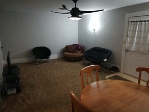 101 E 12th St, Unit #2 in Rolla, MO - Building Photo - Building Photo