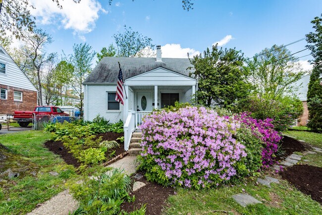 property at 7208 Roosevelt Ave