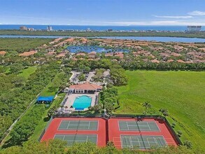 1055 Yellow Birch Ter in Hollywood, FL - Building Photo - Building Photo