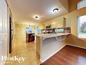 840 Taralon Trail in Lake In The Hills, IL - Building Photo - Building Photo