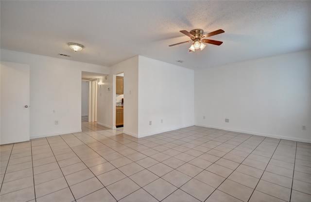 1912 Bernice St in Haltom City, TX - Building Photo - Building Photo