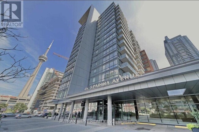 property at 705-4k Spadina Ave.