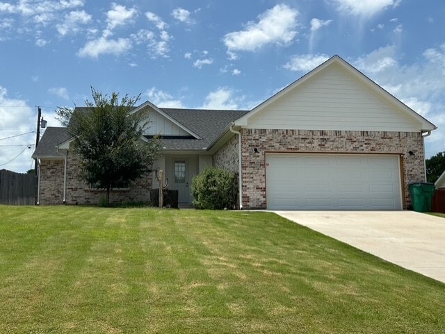102 Double Horn St in Stephenville, TX - Building Photo - Building Photo
