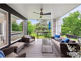 209 Westwood Dr N in Minneapolis, MN - Building Photo