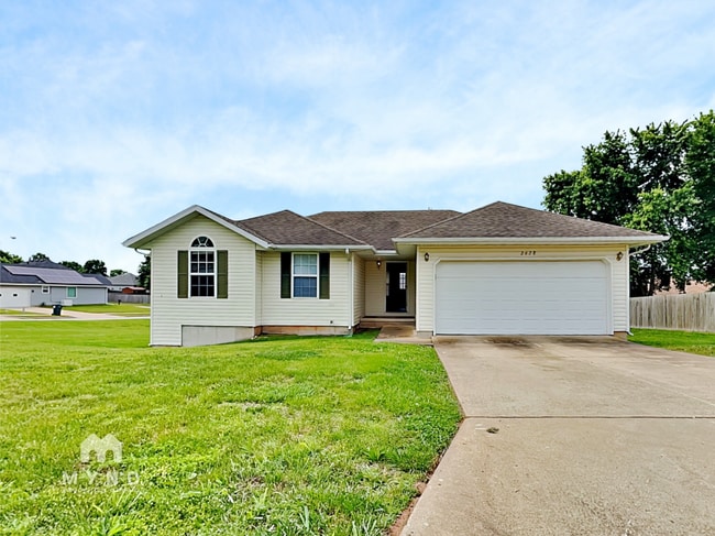 property at 2628 E Moonlight St