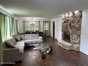 564 Monmouth Pl in Long Branch, NJ - Building Photo - Building Photo