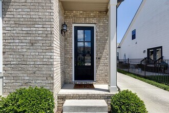1641 Brockton Ln in Nashville, TN - Building Photo - Building Photo