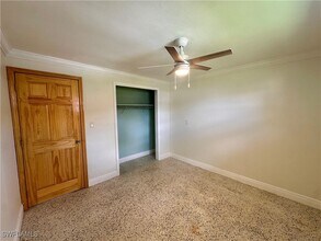 2265 Washington Ave in Naples, FL - Building Photo - Building Photo