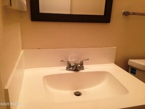 37 Larkspur Ln in Lafayette, LA - Building Photo - Building Photo