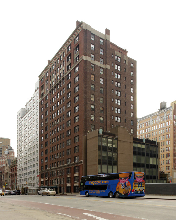 436-444 W 34th St in New York, NY - Building Photo