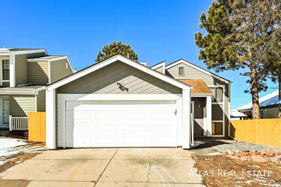 17673 E Ohio Cir in Aurora, CO - Building Photo