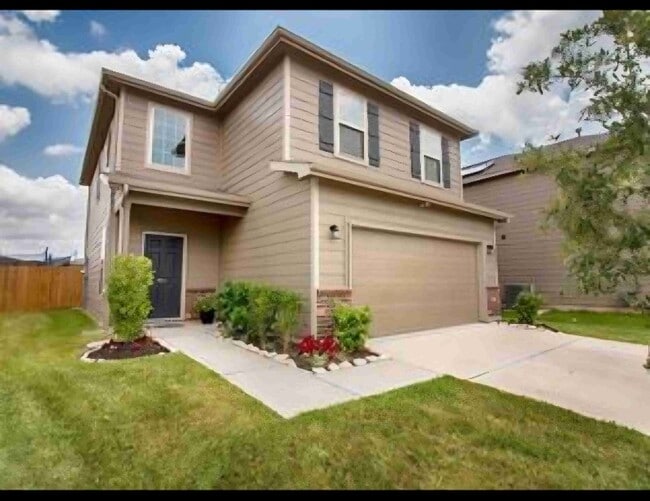 13911 Rock Range Ln in Houston, TX - Foto de edificio - Building Photo