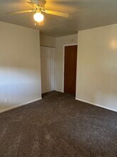3115 Holiday Dr in Lansing, MI - Building Photo - Building Photo