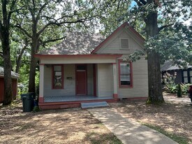 4309 W 10th St in Little Rock, AR - Building Photo