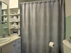 1601 Cherokee Rd in Johnson City, TN - Building Photo - Building Photo