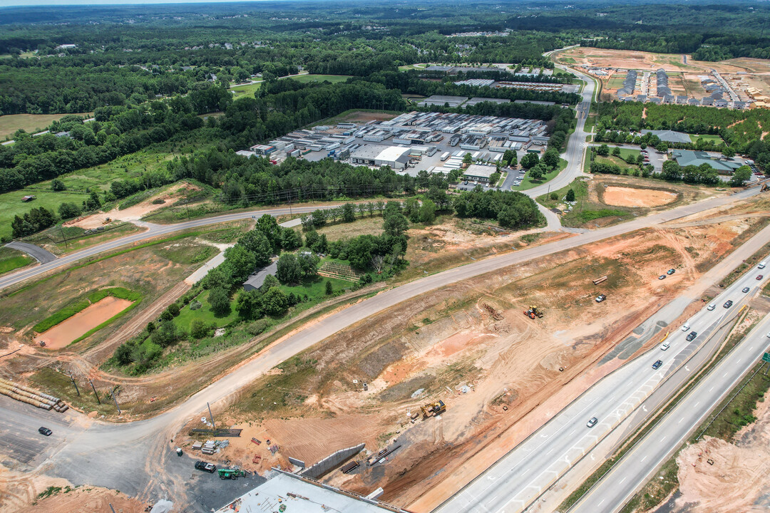 Harbins at 316 in Dacula, GA - Building Photo