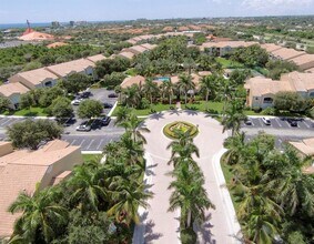 236 Village Blvd, Unit 1103 in Tequesta, FL - Building Photo - Building Photo