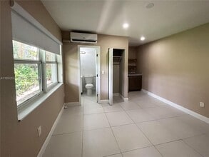 1255 SW 6th St in Miami, FL - Building Photo - Building Photo