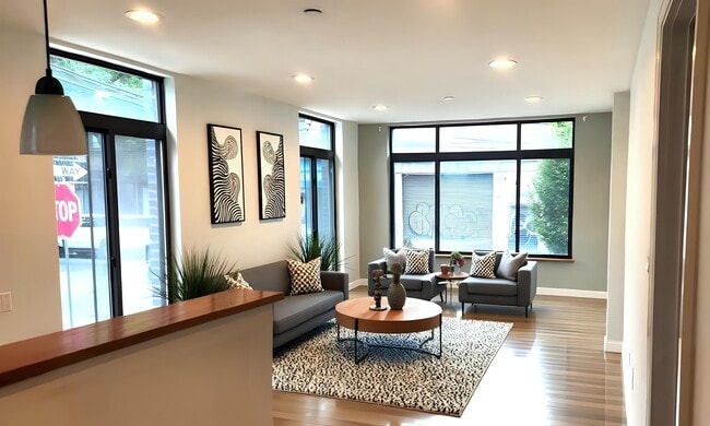 2716 18th St, Unit Apt. 1