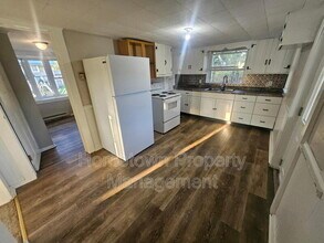 178 Church St in Hustontown, PA - Building Photo - Building Photo