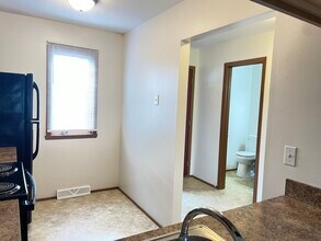 5122 Catawba Dr in Erie, PA - Building Photo - Building Photo