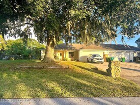 3060 Sea Gate Cir in Merritt Island, FL - Building Photo