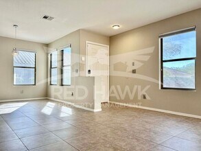 2280 E Hazeltine Way in Chandler, AZ - Building Photo - Building Photo