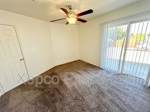 13615 Verbena Dr in Desert Hot Springs, CA - Building Photo - Building Photo
