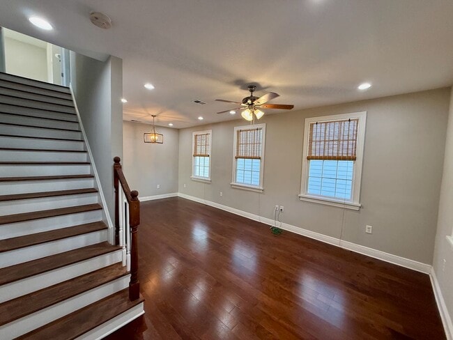 1426 Elysian Fields Ave in New Orleans, LA - Foto de edificio - Building Photo