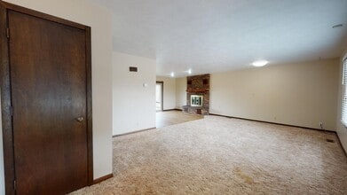 1701 Apollo Ave in Great Bend, KS - Building Photo - Building Photo