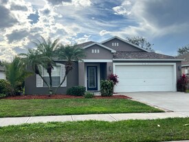 1207 Auburn Lakes Dr in Rockledge, FL - Building Photo