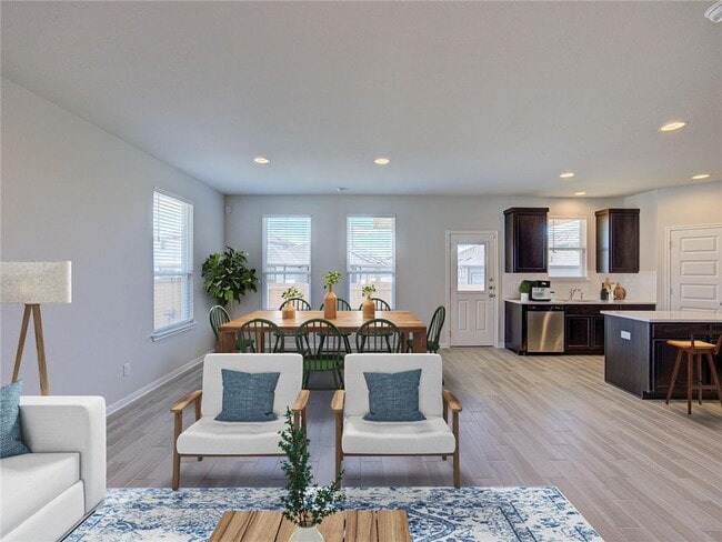 128 Drifter Ln in Jarrell, TX - Building Photo - Building Photo