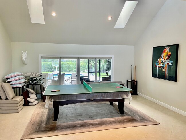 5 Aiden Ct in Palm Beach Gardens, FL - Building Photo - Building Photo