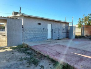 909 S 1st Ave in Yuma, AZ - Building Photo - Building Photo