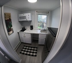 723 Sharon Ave, Unit 2 in Collingdale, PA - Foto de edificio - Building Photo