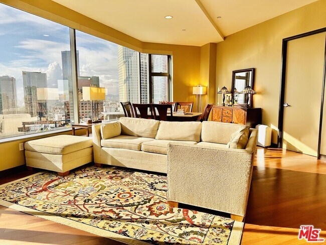 property at 801S S Grand Ave